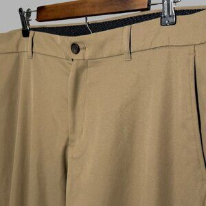 Jos A. Bank Traveler Tailored Fit Khaki Pants Size 38x32